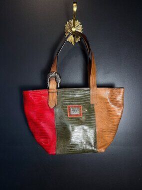 Vintage Tri Tone Horse Buckle Handbag